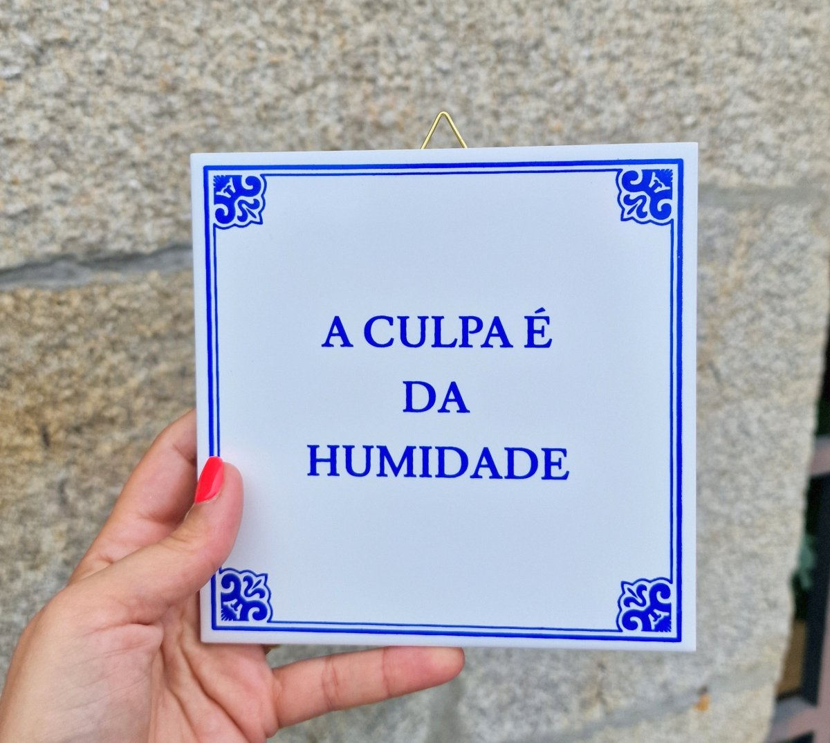 Azulejo “A culpa é da humidade” - Image 2