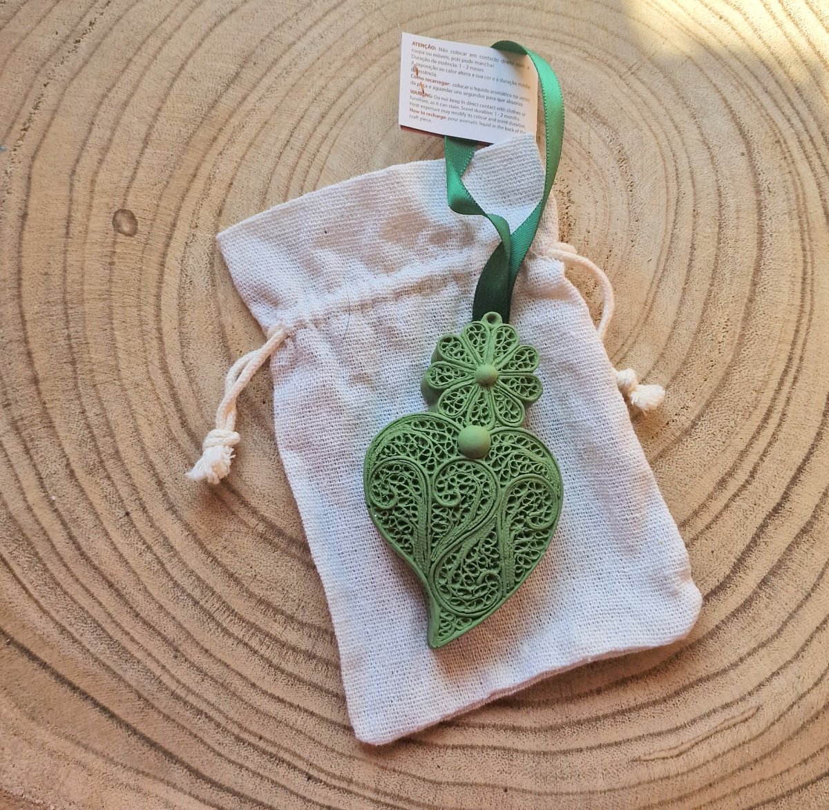 Coração grande Verde em Saco de Linho: Orquídea - Image 2
