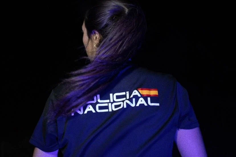 Camiseta Policía Nacional 2022 - Image 5